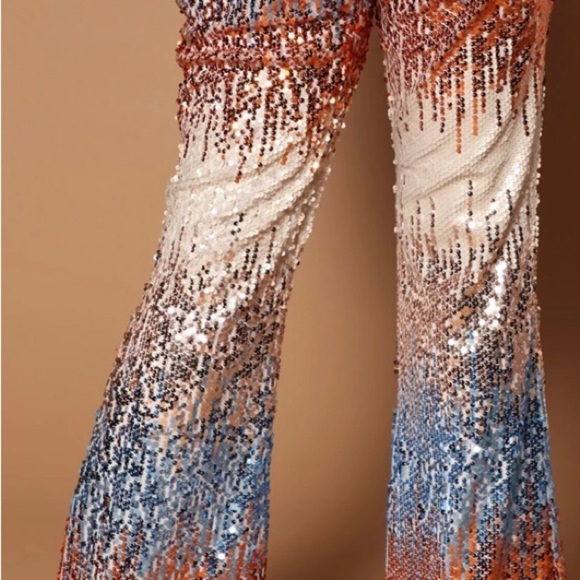 Fashion Nova Sequin Flare Pants Gold Blue White Size M New With Tags Party Glam - Picture 5 of 9